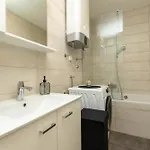 Lägenhet Yuki 2br W Balcony And Parking Near Old Town