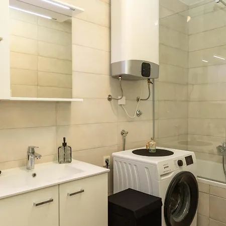 Yuki 2br W Balcony And Parking Near Old Town * Zadar