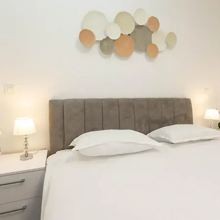 Appartamento Yuki 2br W Balcony And Parking Near Old Town