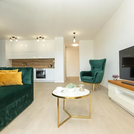 Yuki 2br W Balcony And Parking Near Old Town Zara