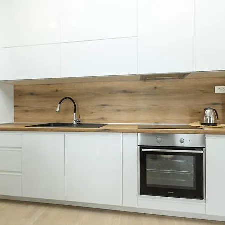 Appartamento Yuki 2br W Balcony And Parking Near Old Town *