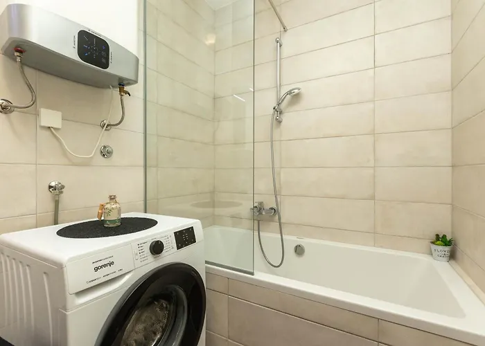 Lägenhet Yuki 2br W Balcony And Parking Near Old Town Zadar