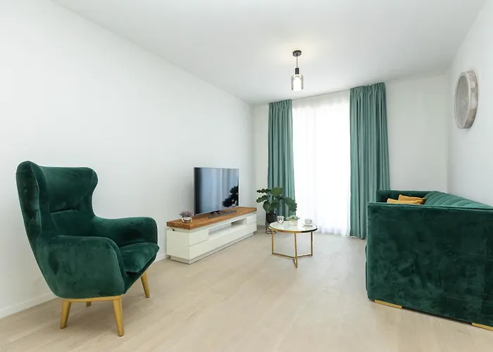 Yuki 2br W Balcony And Parking Near Old Town *